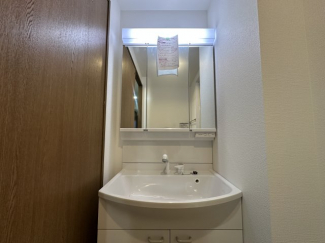 【独立洗面台】