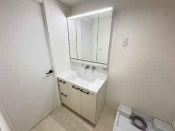 【独立洗面台】