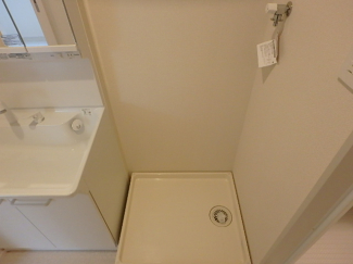 【洗面所】