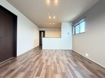 【居間・リビング】