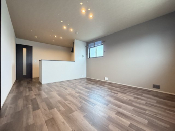 【居間・リビング】