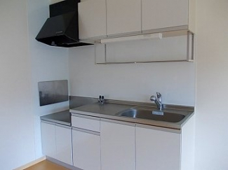 コンパクトなキッチンで掃除もラクラク