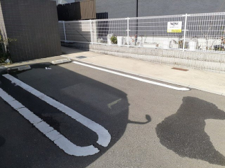 駐車場があるので、車を買う予定の方も安心です