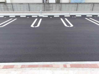 車をお持ちの方に嬉しい駐車場付きの物件です