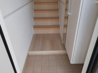 シンプルで使いやすい玄関です