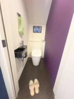 1階トイレゆったりとした空間のトイレです