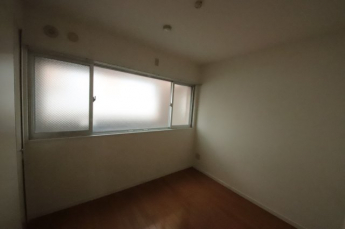 こちらの居間で趣味の時間をお楽しみください