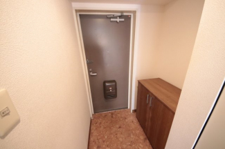 落ち着いた玄関です