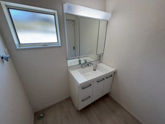 独立洗面化粧台付き