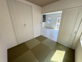 和室、ちょっとしたくつろぎスペースにいかがでしょうか