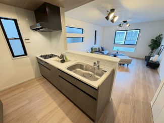 コンパクトなキッチンで掃除もラクラク