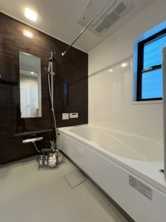 日々の疲れを癒すお風呂付です