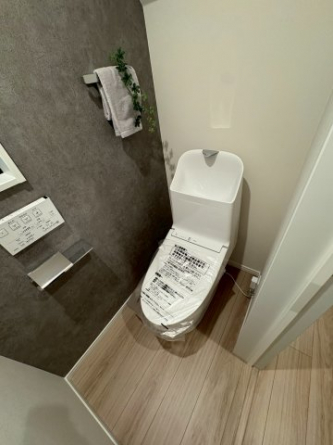 ゆったりとした空間のトイレです