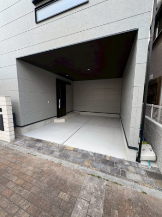 駐車場に車を止められます