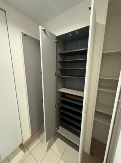 毎日通る玄関はこちらです