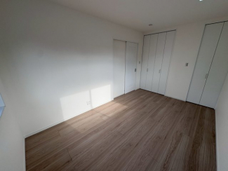 使い勝手のいい洋室です