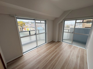 個人の部屋や寝室として使える洋室です