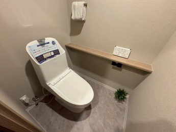 コンパクトで使いやすいトイレです