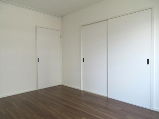 洋室：約６．０帖