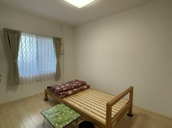 6畳の北東洋室です