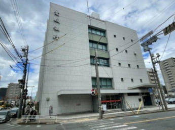 愛媛銀行本店営業部まで520m