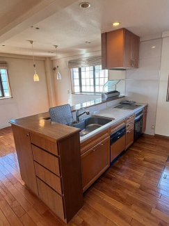 松山市中央２丁目の中古一戸建ての画像