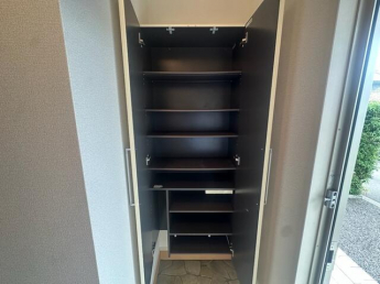 新居浜市新田町２丁目のアパートの画像