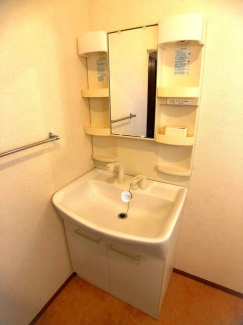 洗髪洗面化粧台