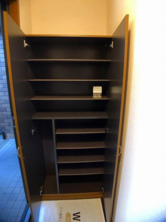 シューズボックス