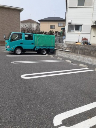 【駐車場】