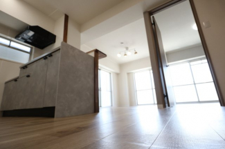 【居間・リビング】