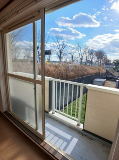 【バルコニー】