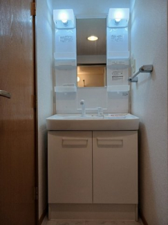 【洗面所】