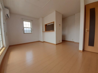 【居間・リビング】