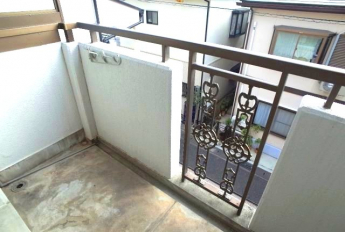 【バルコニー】