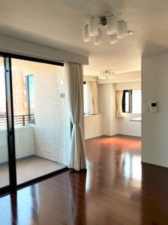 【居間・リビング】