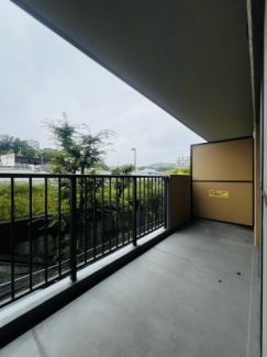 【バルコニー】