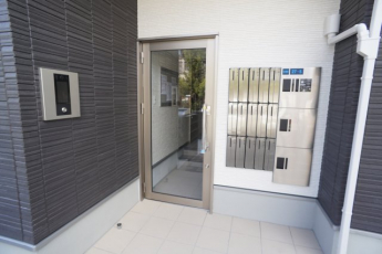 【エントランス】