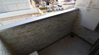 【バルコニー】