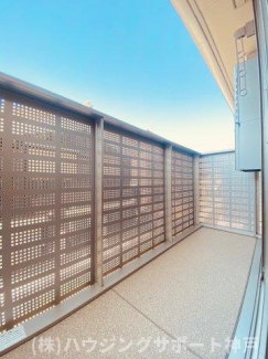 【バルコニー】