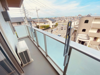 【バルコニー】