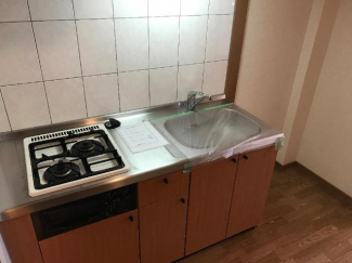 作業スペースも確保できるキッチン