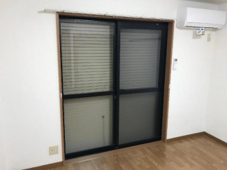 シャッター付きで防音・防犯性アップ