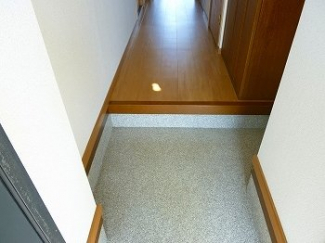 シンプルで使いやすい玄関です