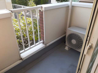 お洗濯にも便利なバルコニー付き