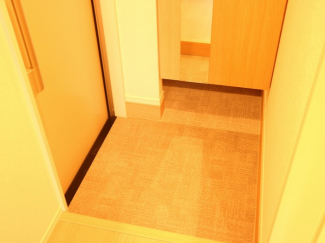 ゆったりとした玄関です