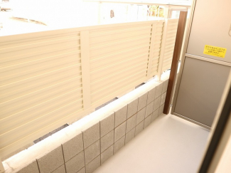 陽当たり良好なバルコニーです