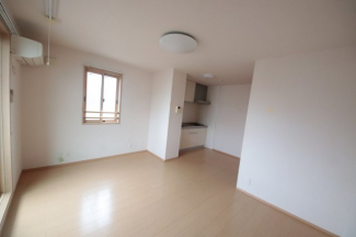 こちらの居間で趣味の時間をお楽しみください