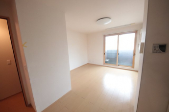 ゆったり過ごせるリビングです