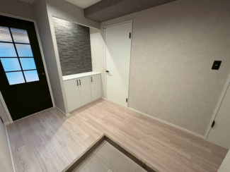 毎日通る玄関はこちらです